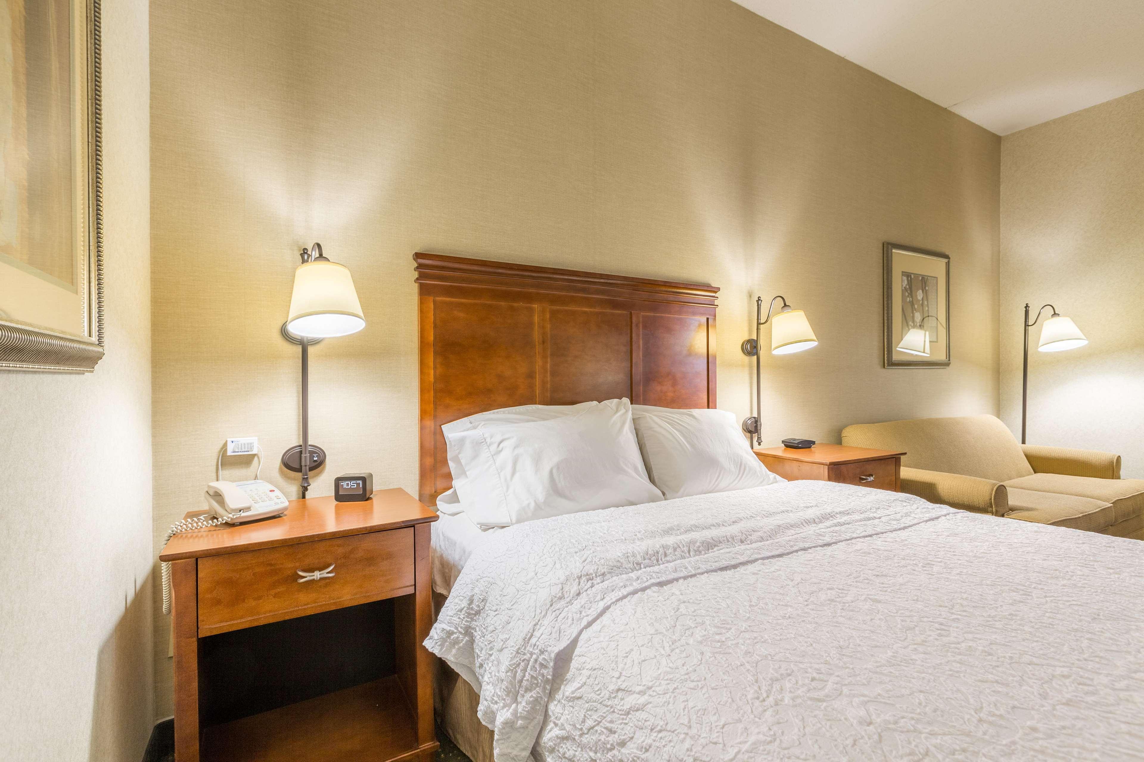 Hampton Inn Sidney Экстерьер фото