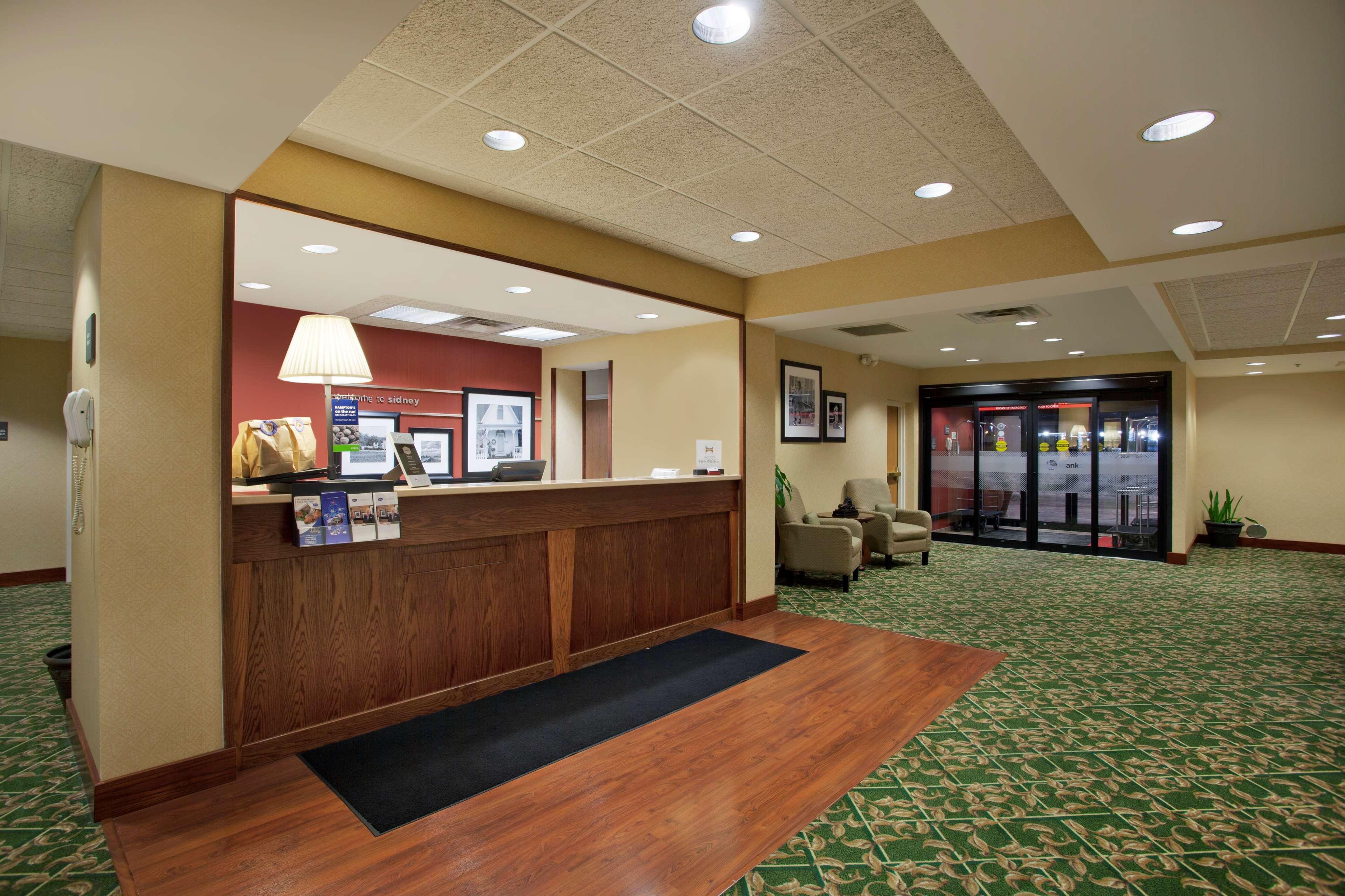 Hampton Inn Sidney Интерьер фото