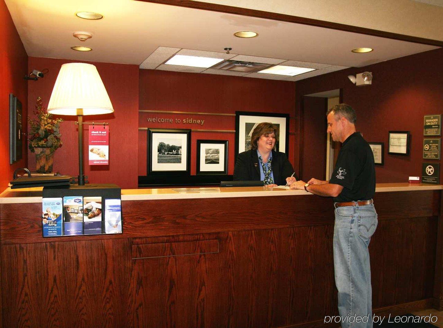 Hampton Inn Sidney Интерьер фото