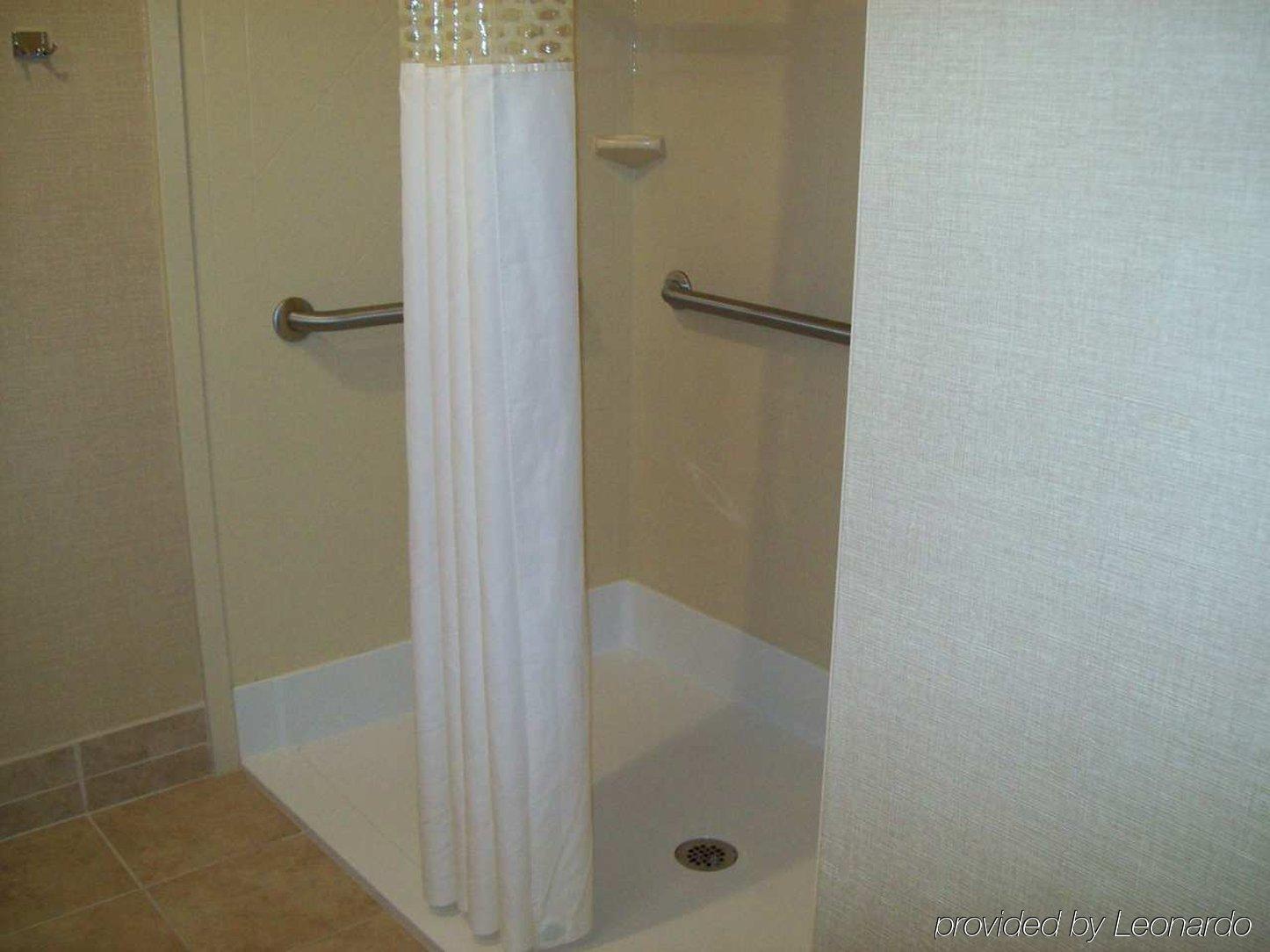 Hampton Inn Sidney Номер фото